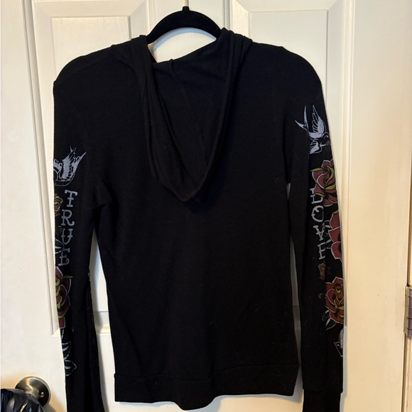 Wet Seal Black Jacket with Skull and Rose Design - Picture 2 of 2